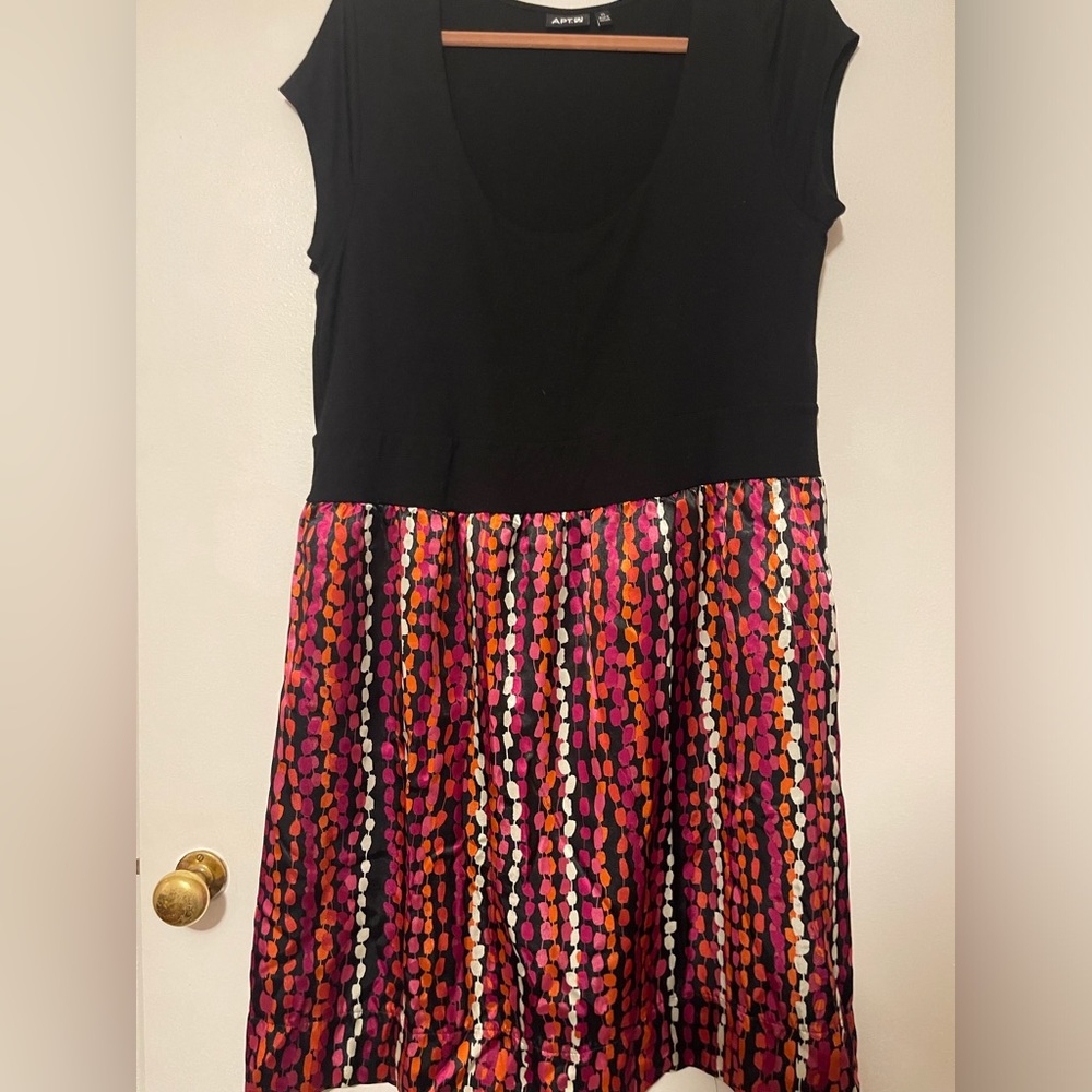 Apt. 9 Dress - Picture 4 of 5
